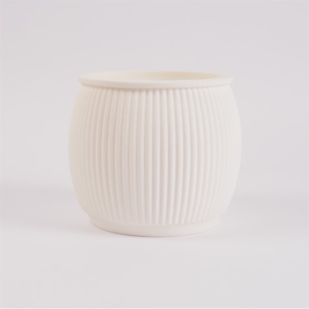 Chubby flowerpot White