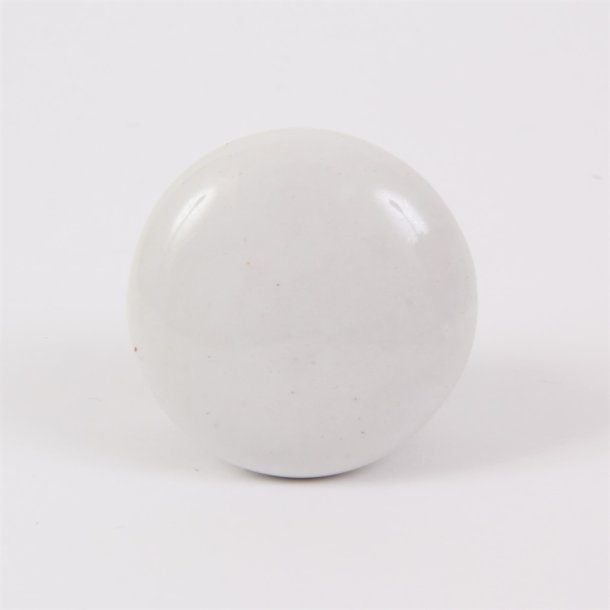 White flat knob